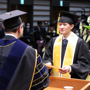 grad_list_pic_2024-011_1017