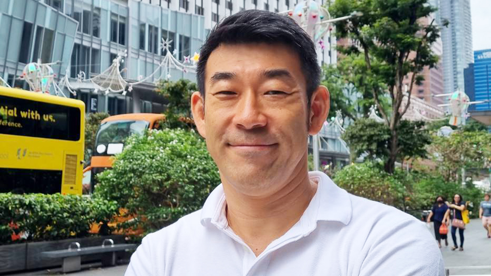 「海外からサイバー大学へ」シンガポールで経営・子育て・学習を実現