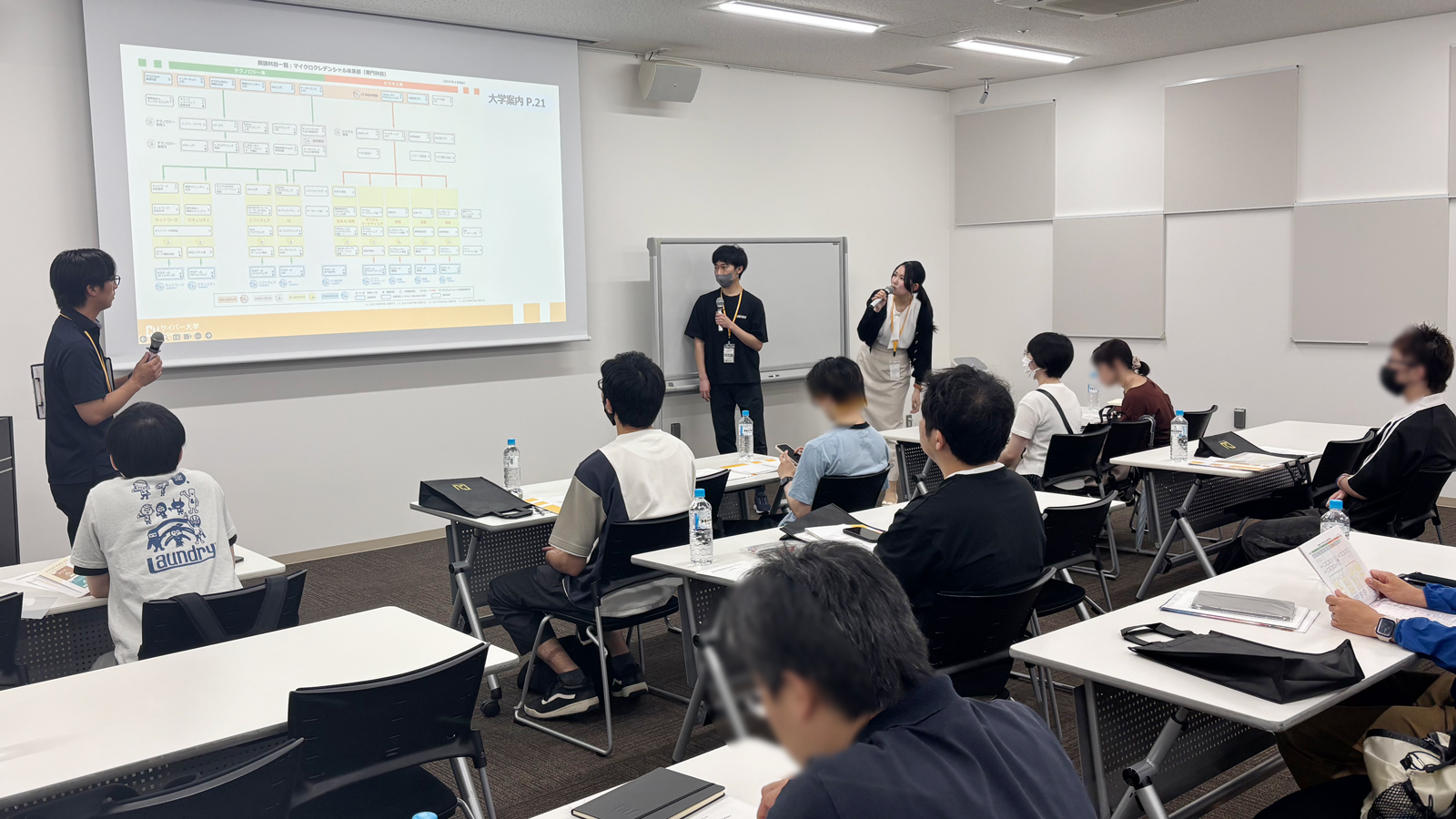 【福岡会場】学生トークライブではオープンバッジの魅力も紹介