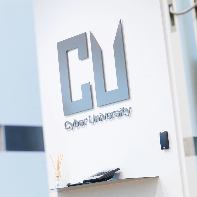 はじめに知る、サイバー大学