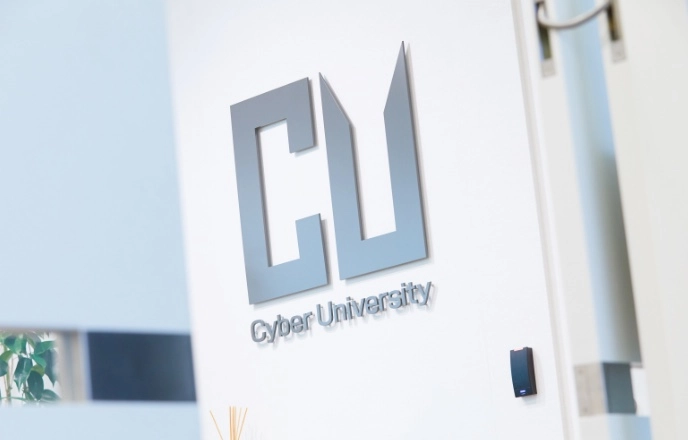 はじめに知る、サイバー大学