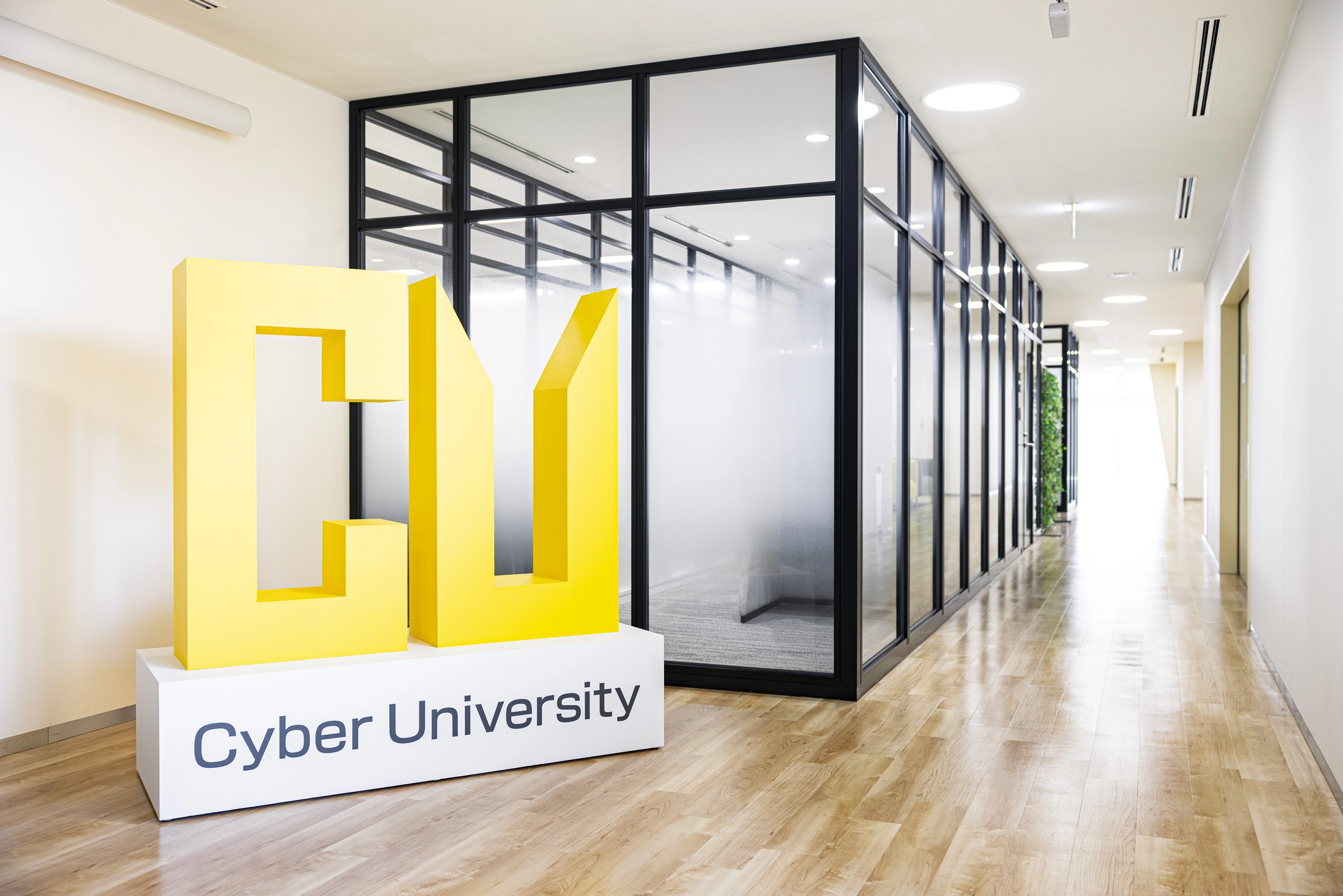サイバー大学 キャリア採用サイト